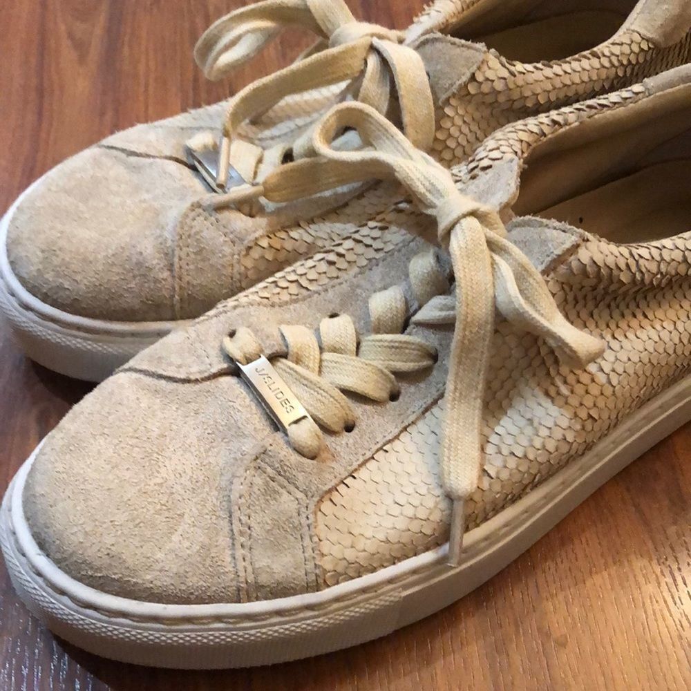 JSlides Cream beige suede textured leather sneakers size 7.5